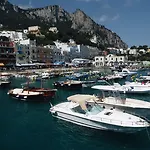 Hotell La Medusa - Dimora Di Charme Castellammare di Stabia